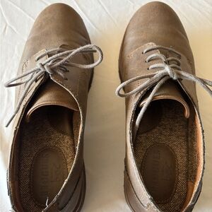b.o.c. Tan Leather Lace-Up Loafers